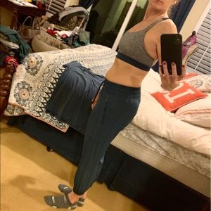 NWOT Zella Complete Outfit - Pants, Bra & Tee